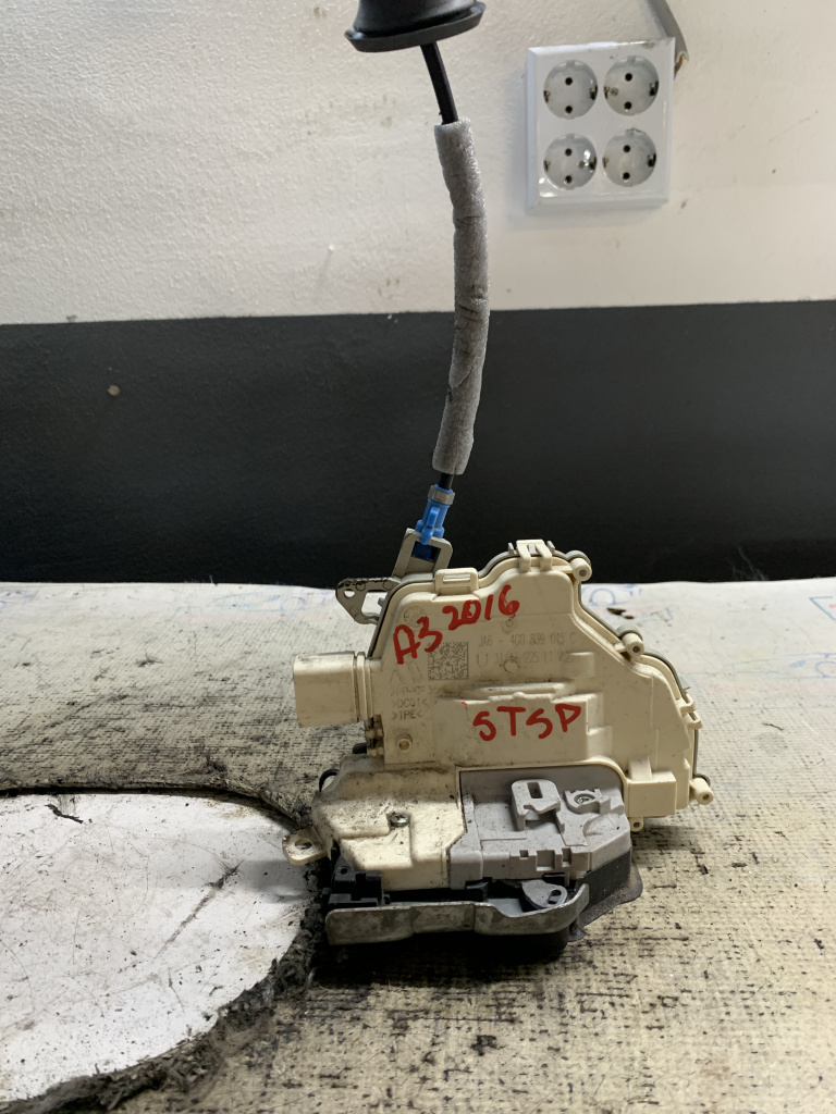 Broasca stanga spate Audi A3 8V - Motorina 2016, 4G0839015C