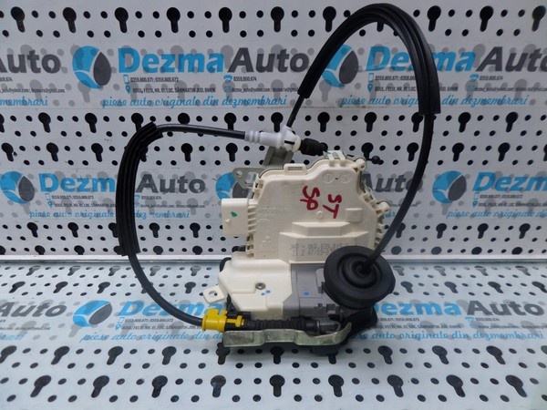 Broasca stanga spate Audi A4 Avant (8K5, B8) 8K0839015C