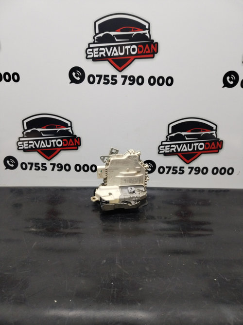 Broasca stanga spate Audi A8 (2009-2017) [4H] D4 3.0 Motorina 2012, 8K0839015C