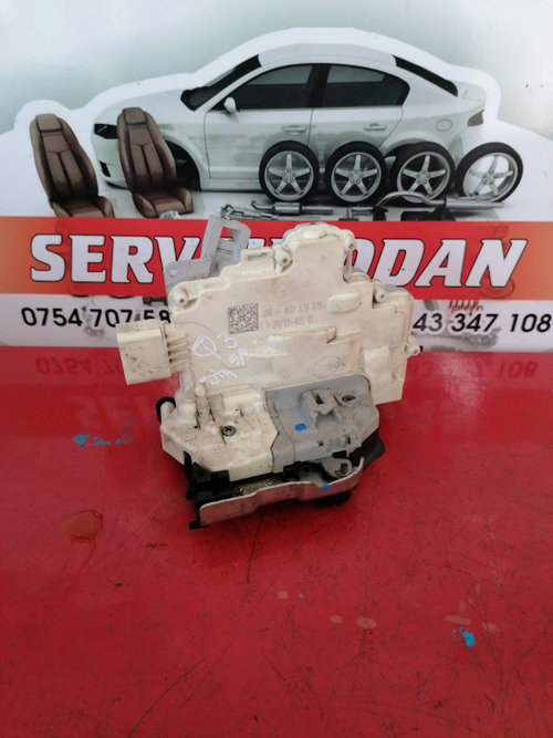 Broasca stanga spate Audi Q3 (2011-2017) [8U] 2.0 Motorina 2013, 4G0839015