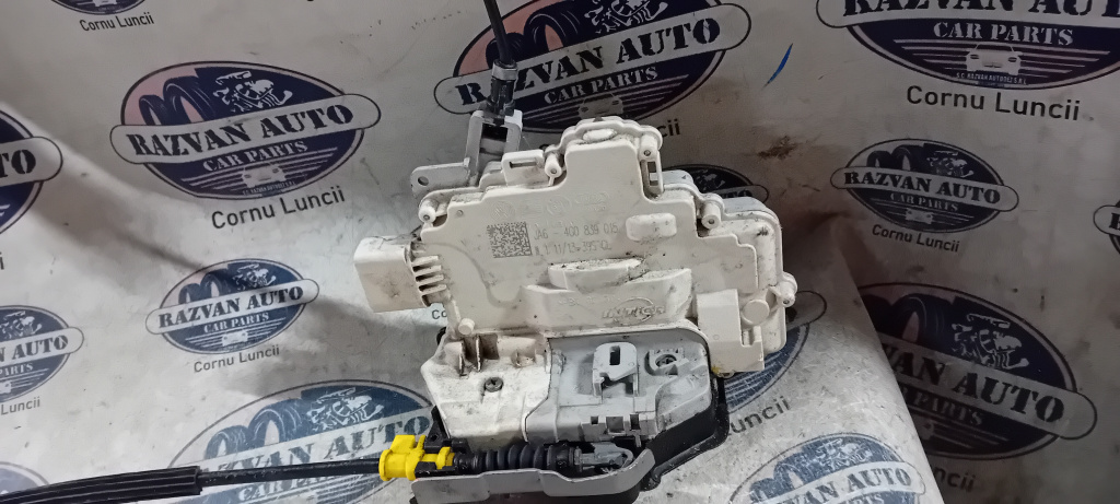 Broasca stanga spate Audi Q3 2013