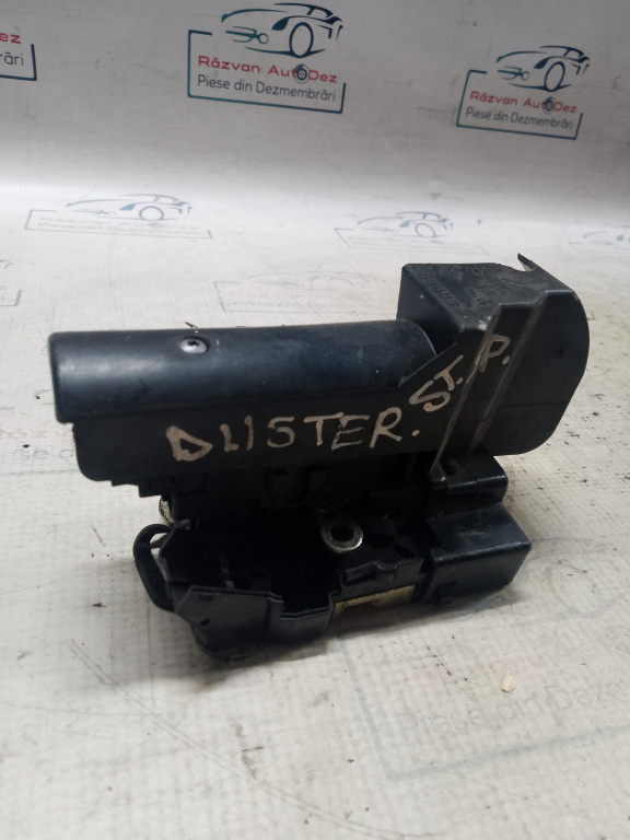 Broasca stanga spate Dacia Duster 2013, 825036721R