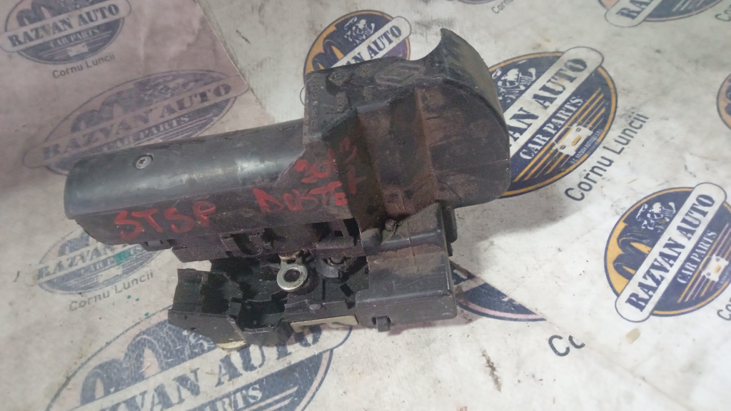 Broasca stanga spate Dacia Duster 2013