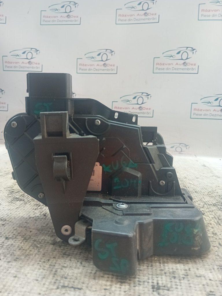 Broasca stanga spate Ford Kuga 2010