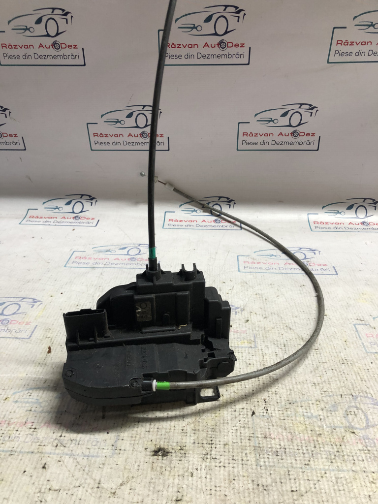 Broasca stanga spate Nissan Qashqai 2012
