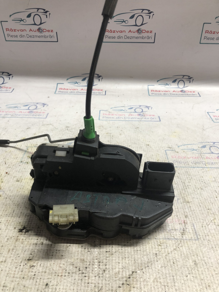 Broasca stanga spate Opel Astra J 2012