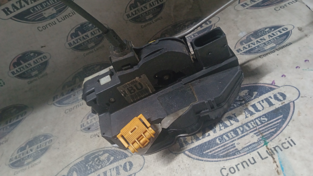 Broasca stanga spate Opel Astra J Break 2011