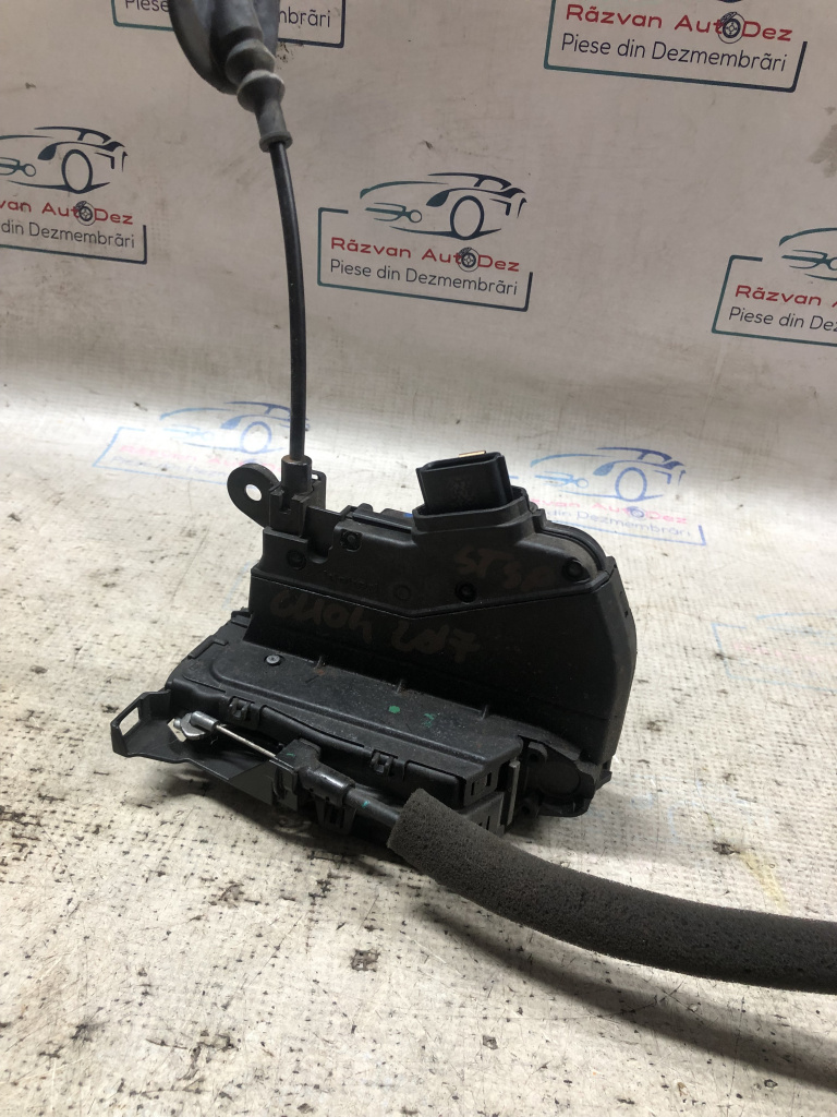 Broasca stanga spate Renault Clio 4 1.5 Motorina 2017, 825018409R