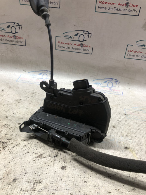 Broasca stanga spate Renault Clio 4 1.5 Motorina 2017, 825018409R