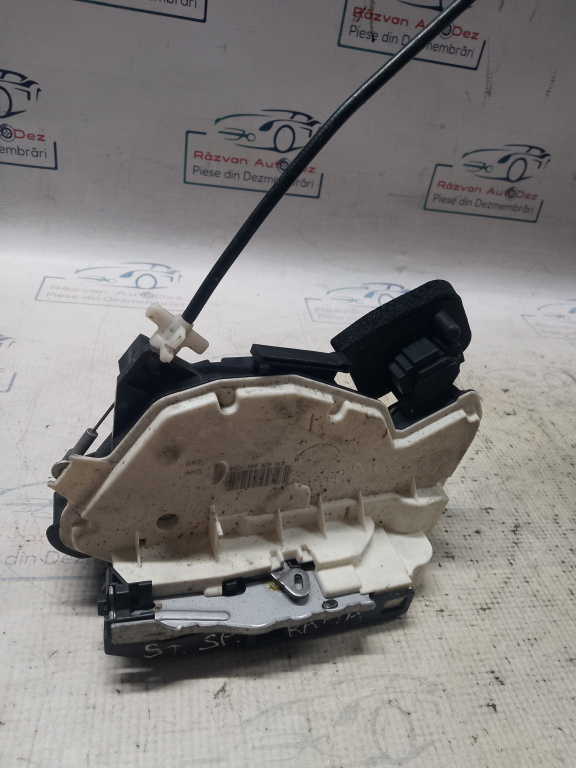 Broasca stanga spate Skoda RAPID 2013, 5E0839015