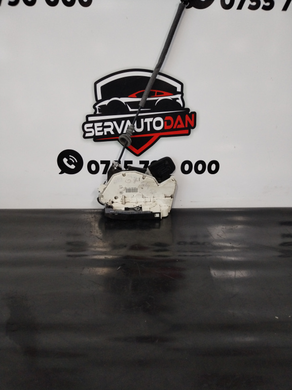 Broasca stanga spate Volkswagen Golf 7 (2012-2017) 1.6 Motorina 2016, 5K4839015R