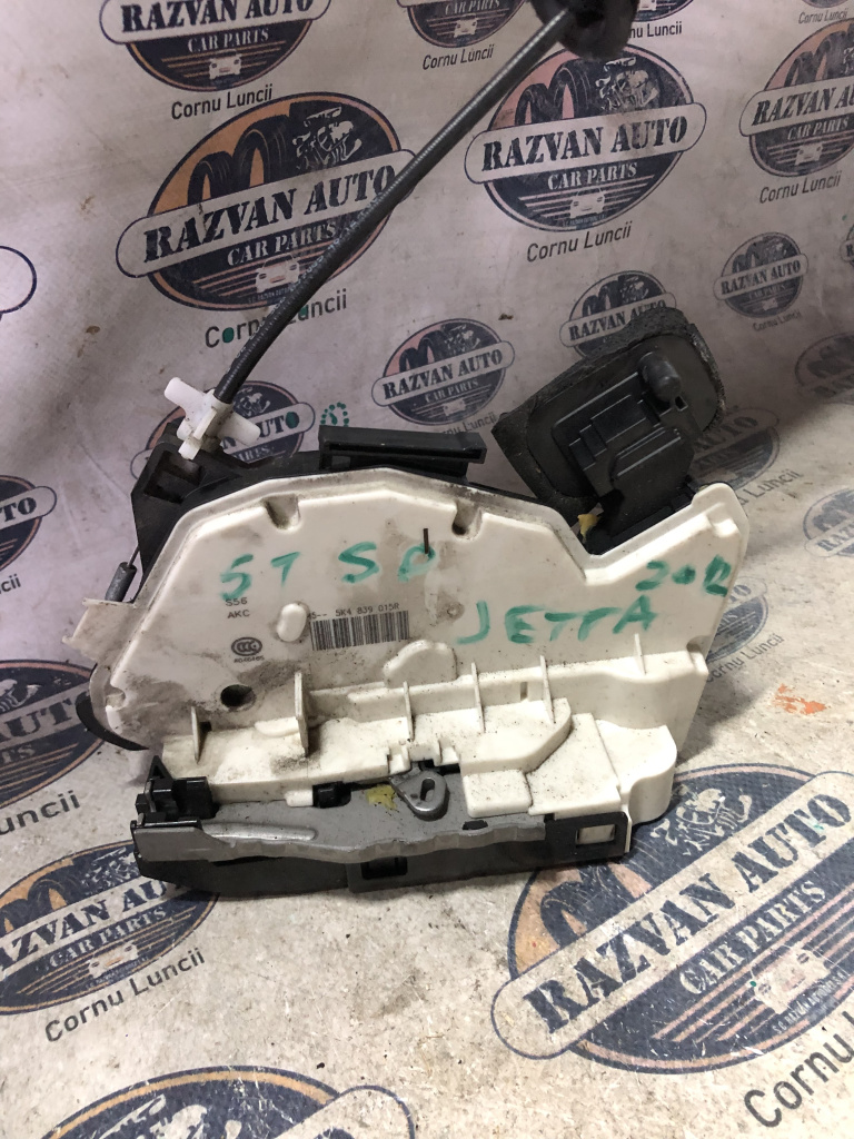 Broasca stanga spate Volkswagen Jetta 2012, 5K4839015R