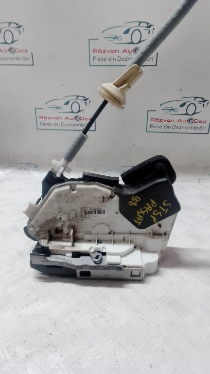 Broasca stanga spate Volkswagen Passat B8 - Motorina 2016, 5E0839015B