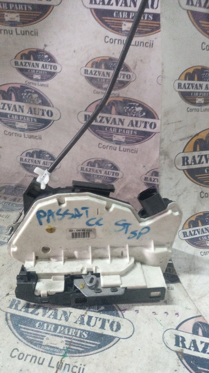 Broasca stanga spate Volkswagen Passat CC 2013, 5N0839015A