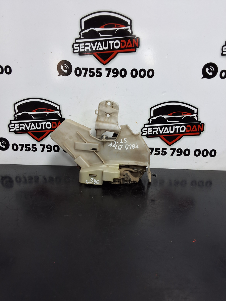 Broasca stanga spate Volkswagen Polo 4 (2001-2005) 1.4 Motorina 2002, 3B4839015AG / 1J0839349A