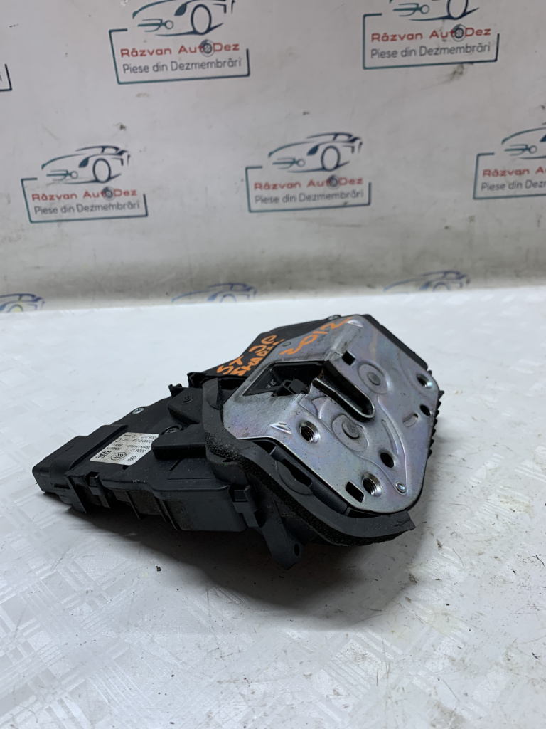 Broasca stanga spate Volkswagen Sharan - Motorina 2012, 7N0839015B