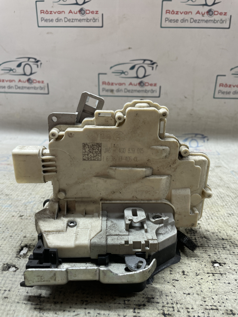 Broasca stanga spate Volkswagen Tiguan 2016, 4G0839015
