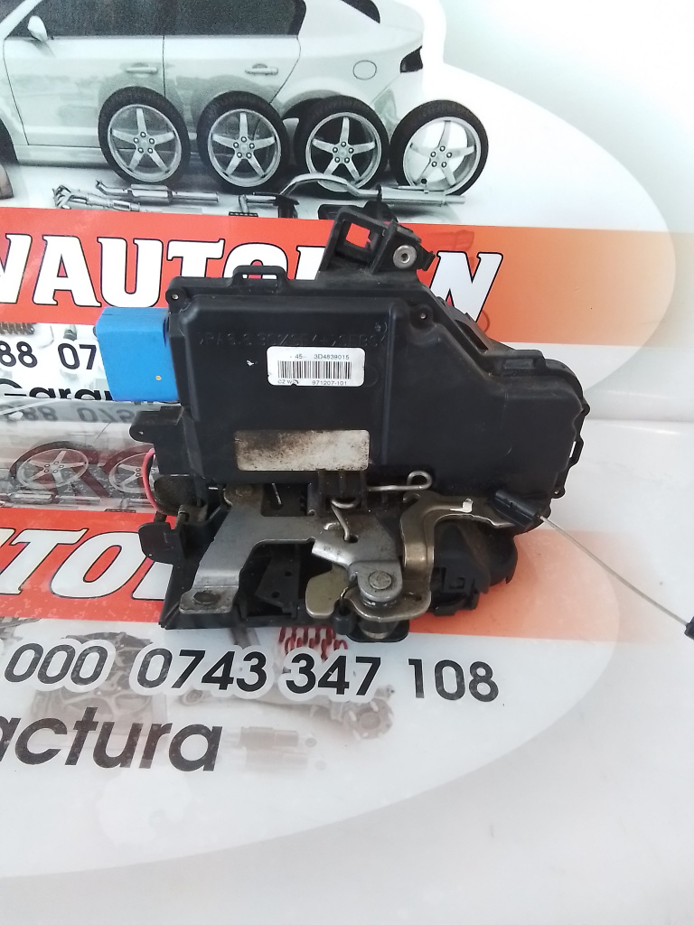 Broasca stanga spate Volkswagen Touareg 2 (2010-2015) 3.0 Motorina 2013, 3D4839015