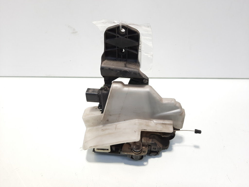 Broasca stanga spate, VW Passat Variant (3B6) (id:537846)