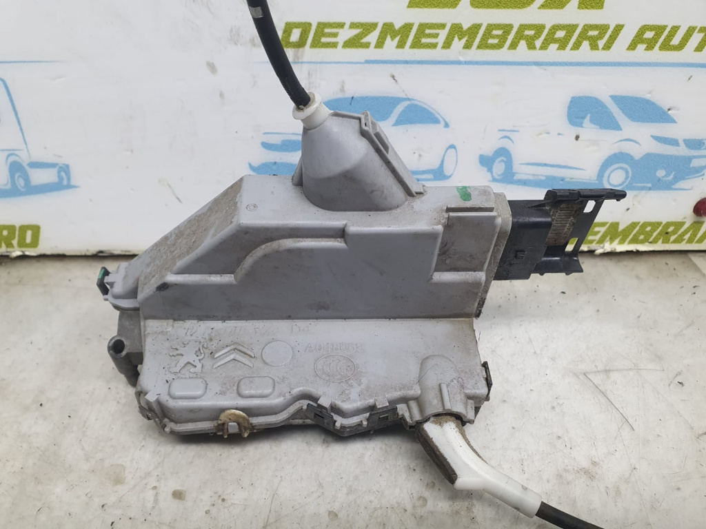 Broasca usa A048069 Opel Crossland X [2017 - 2020]