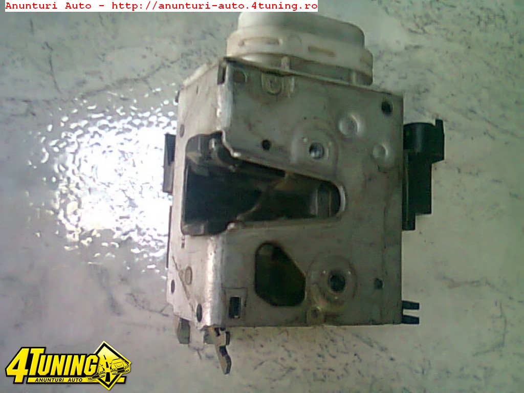 Broasca usa Audi A4