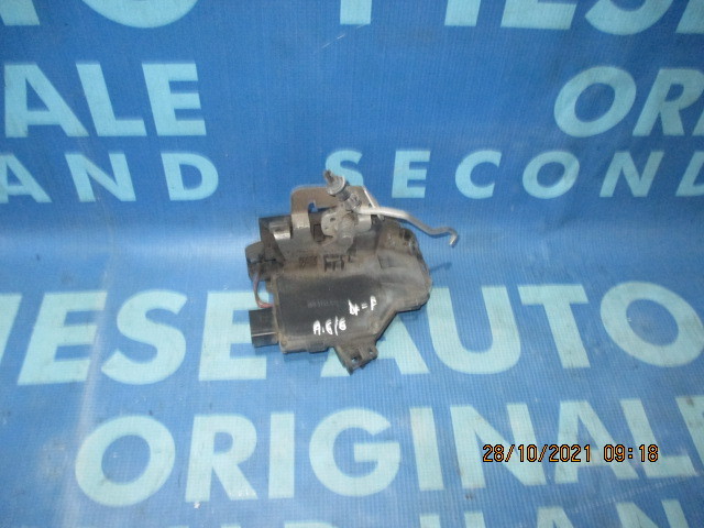 Broasca usa Audi A6 2002