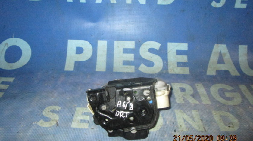 Broasca usa Audi A6 C6 2005;  4F1837015 // 4F2837016B (fata)