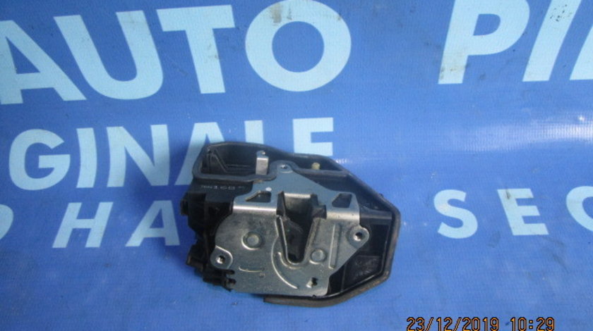 Broasca usa BMW E60 2004;  7036168 (volan dreapta)