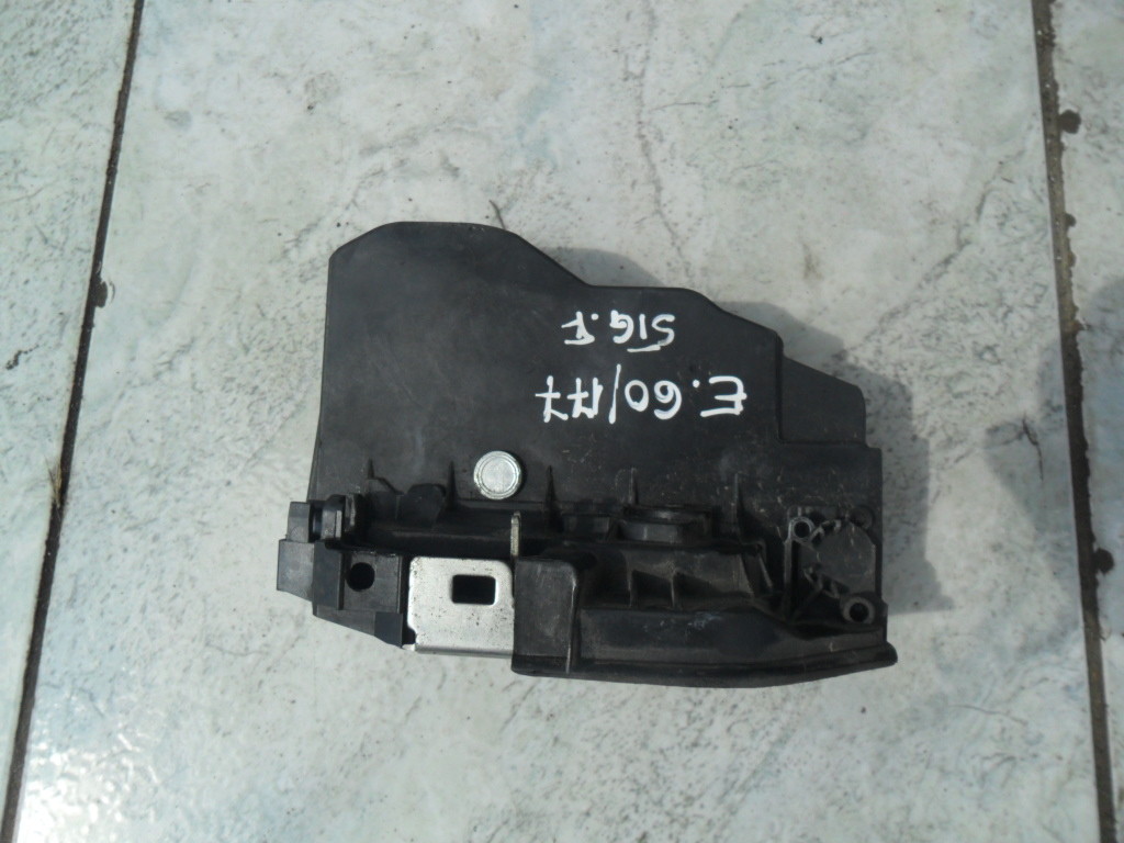 Broasca usa BMW E60 2004; 7036169 (volan dreapta)