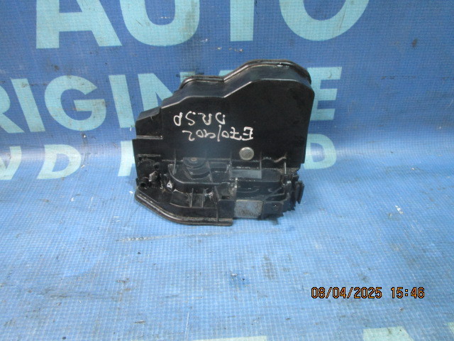 Broasca usa BMW E70 X5 2008; 7202148 (spate)