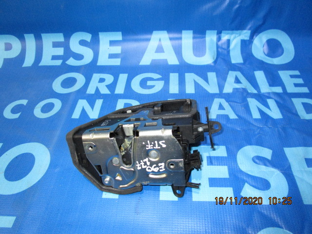 Broasca usa BMW E90; 7059973 (volan dreapta)