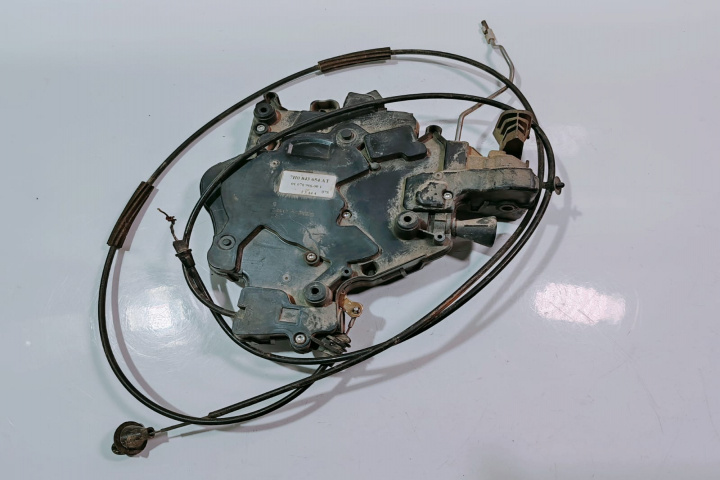 Broasca Usa culisanta 7H0843654AT Volkswagen VW Transporter T5 [2003 - 2009]