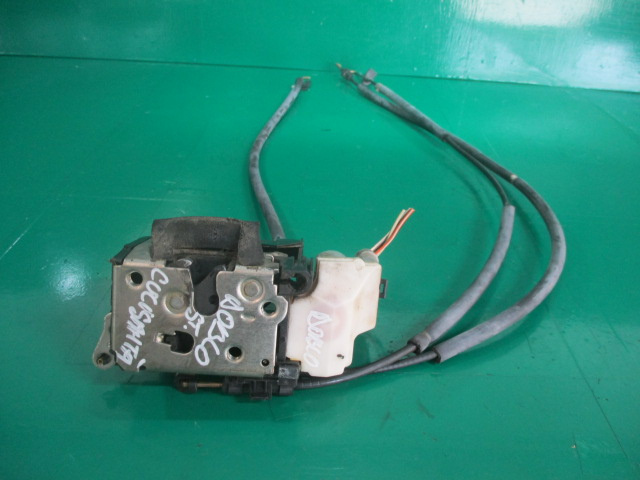 BROASCA USA CULISANTA STANGA FIAT DOBLO FAB. 2000 – 2006 ⭐⭐⭐⭐⭐