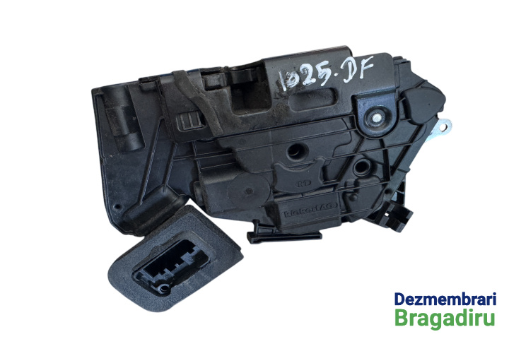 Broasca usa dreapta Cod: 5K1837016 5K1837016 Volkswagen VW Golf 6 [2008 - 2015] Hatchback 3-usi 1.4 TSI MT (122 hp)