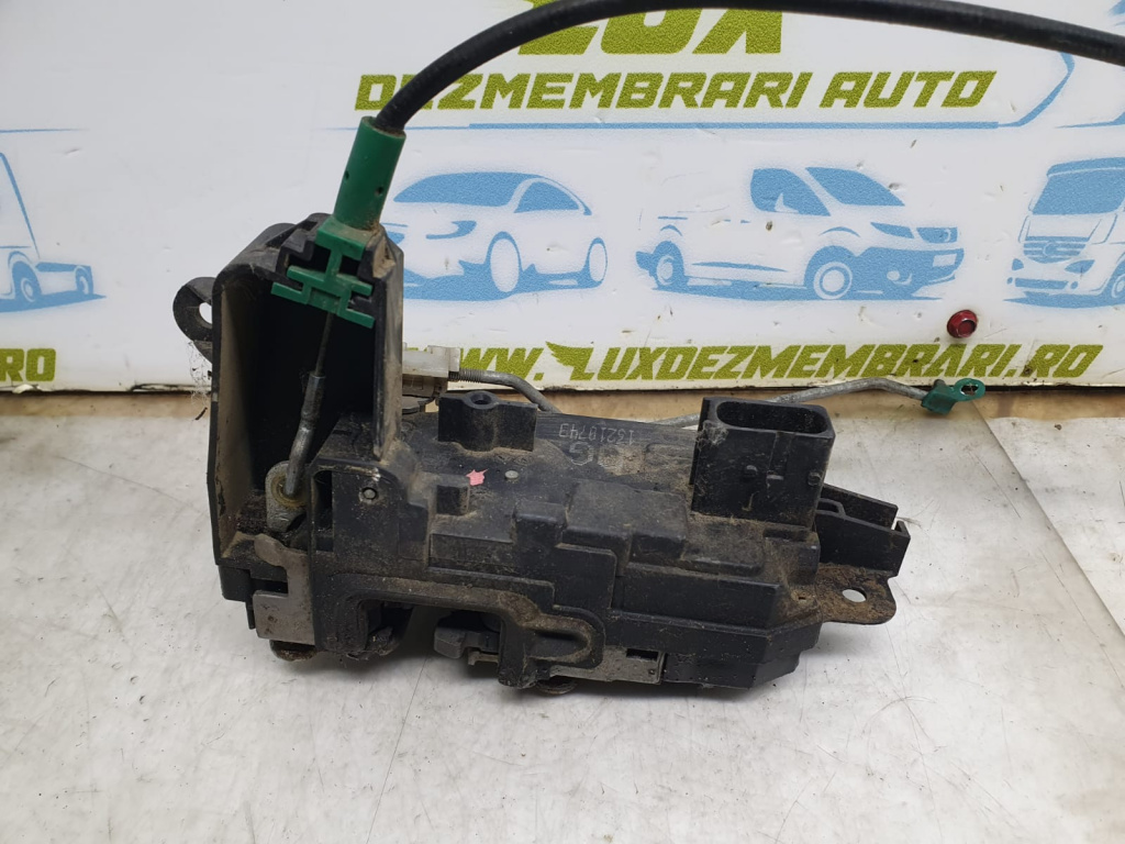 Broasca usa dreapta fata 13210749 Opel Zafira B [2005 - 2010]