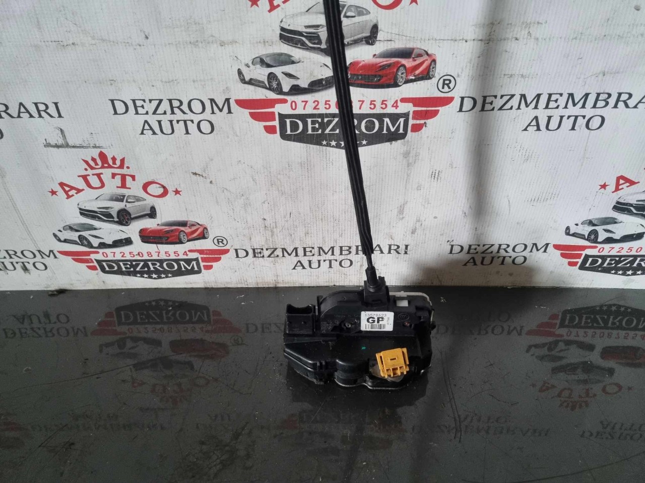 Broasca usa dreapta fata 13579523 Opel Adam