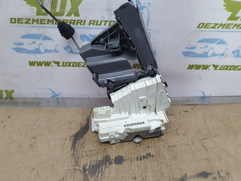 Broasca usa dreapta fata 1697202835q7 1697202835 Mercedes-Benz R-Class W251 [2005 - 2010] 3.0 cdi OM642.950