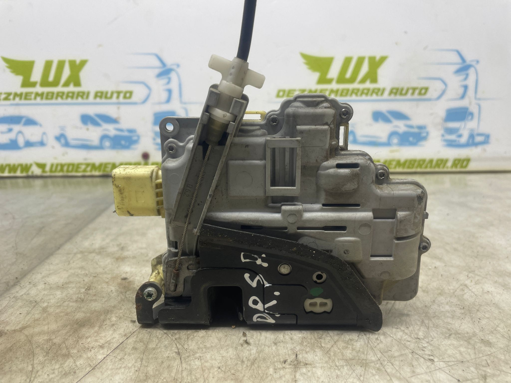 Broasca usa dreapta fata 3C1837016A Volkswagen VW Passat B6 [2005 - 2010] 1.9 tdi BLS