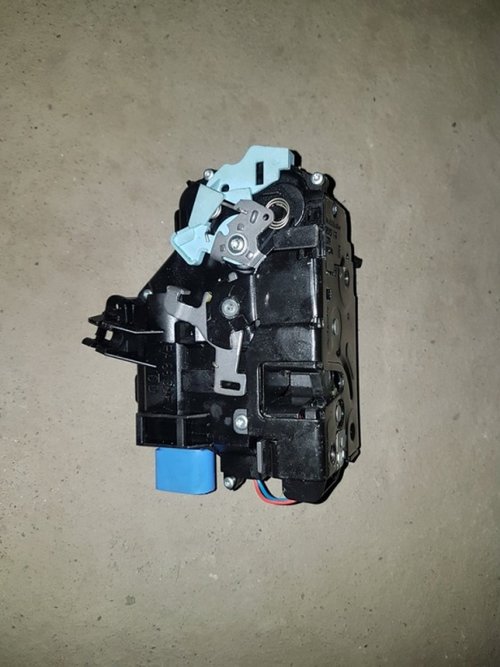 Broasca usa dreapta fata 3d1837016ac vw phaeton