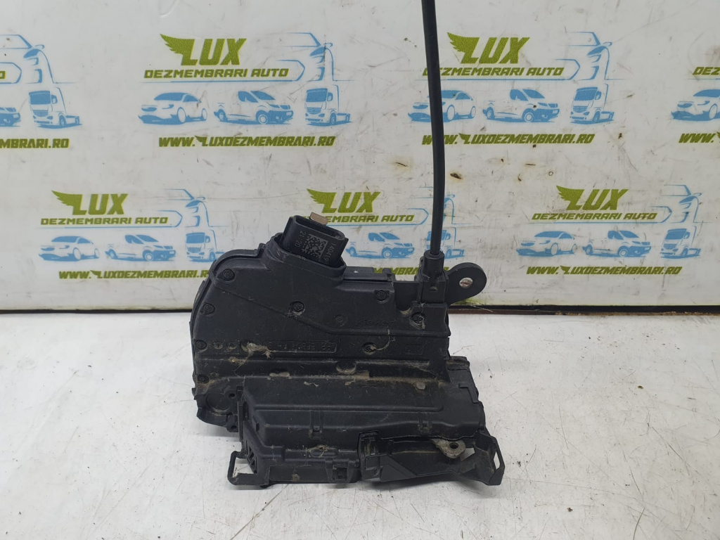 Broasca usa dreapta fata 805022764r Renault Captur [2013 - 2017]