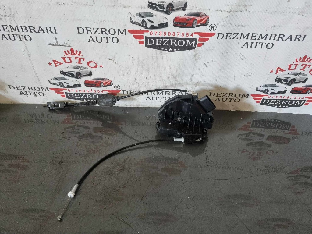 Broasca usa dreapta fata 8A6A-A21812-BE Ford C-Max II