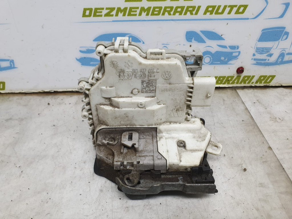 Broasca usa dreapta fata 8x1837016c Audi A5 8T [facelift] [2011 - 2016]