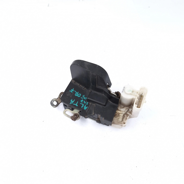 Broasca Usa Dreapta Fata Alfa Romeo 147 