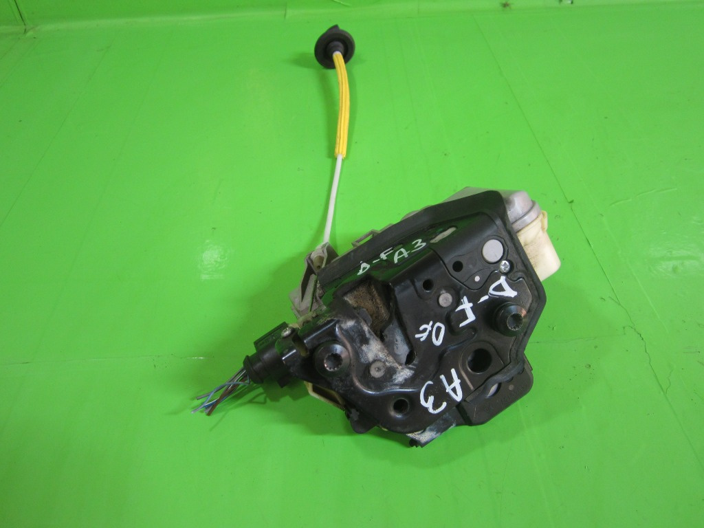 BROASCA USA DREAPTA - FATA AUDI A3 8P FAB. 2003 - 2012 ⭐⭐⭐⭐⭐