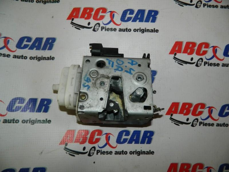 Broasca usa dreapta fata Audi A4 1994-2001 8D2, B5 8D1837016A
