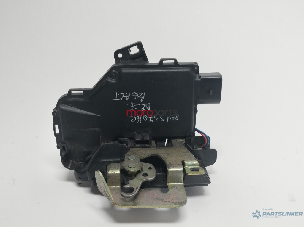 Broasca usa dreapta fata Audi A4 8E 2002 2003 Sedan OEM 8E1837016C