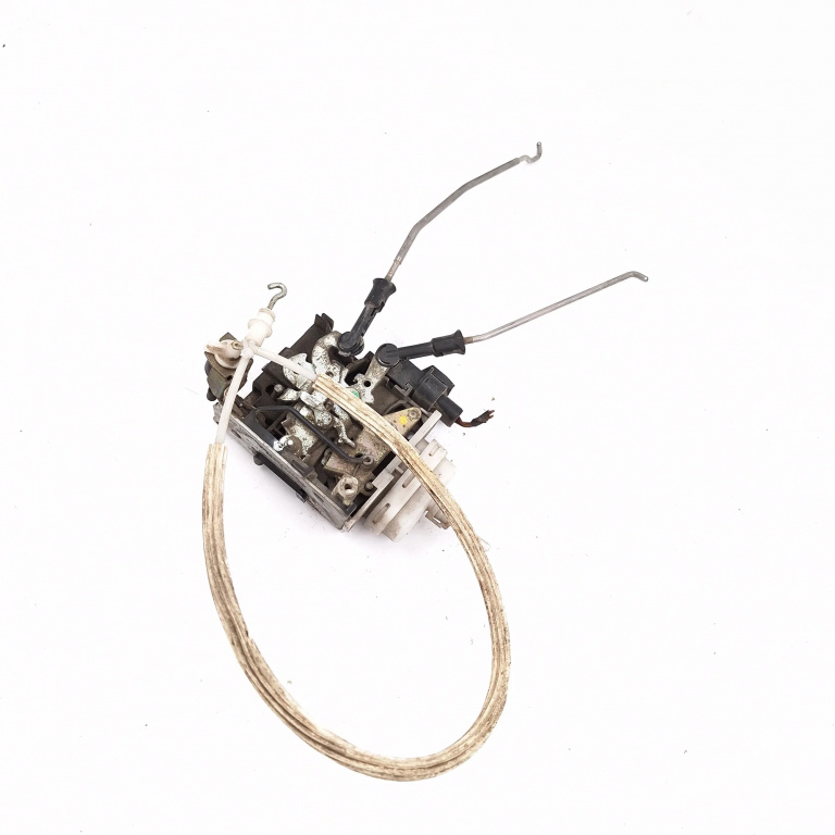 Broasca Usa Dreapta Fata Audi A4 B5 (8D) 1994-2001 8D1837016F