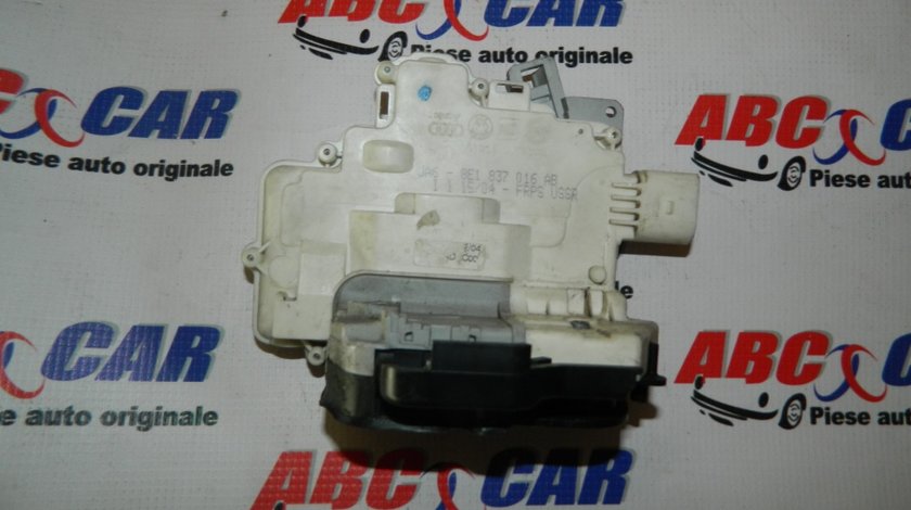 Broasca usa dreapta fata Audi A4 B7 8E cod: 8E1837016AB