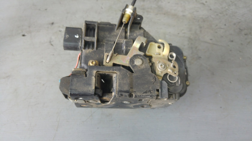 Broasca usa dreapta fata audi a6 4b 4b1837016b