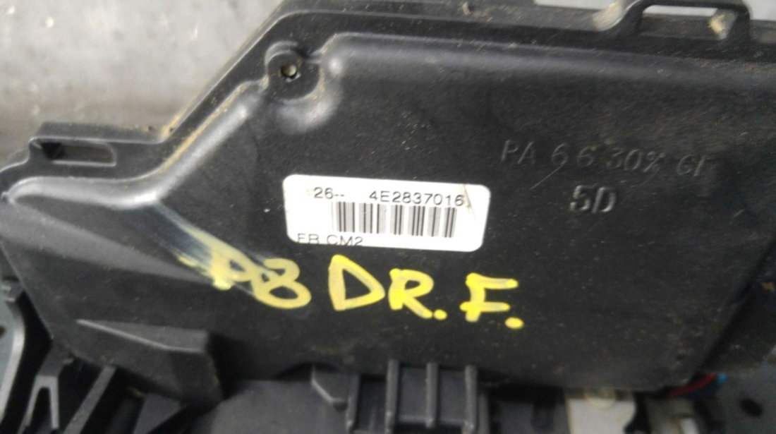 Broasca usa dreapta fata audi a8 d3 4e2 4e8 4e2837016